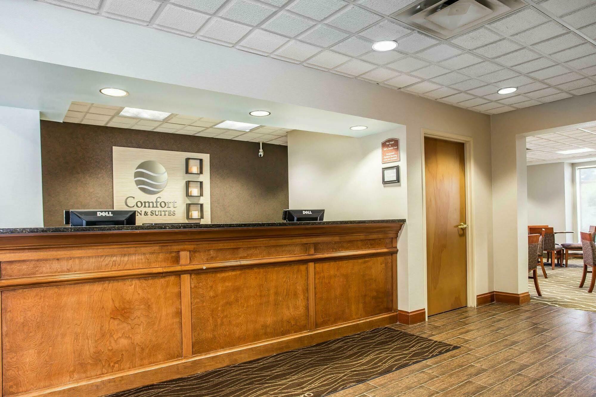 Comfort Inn & Suites Walterboro I-95 Exteriér fotografie